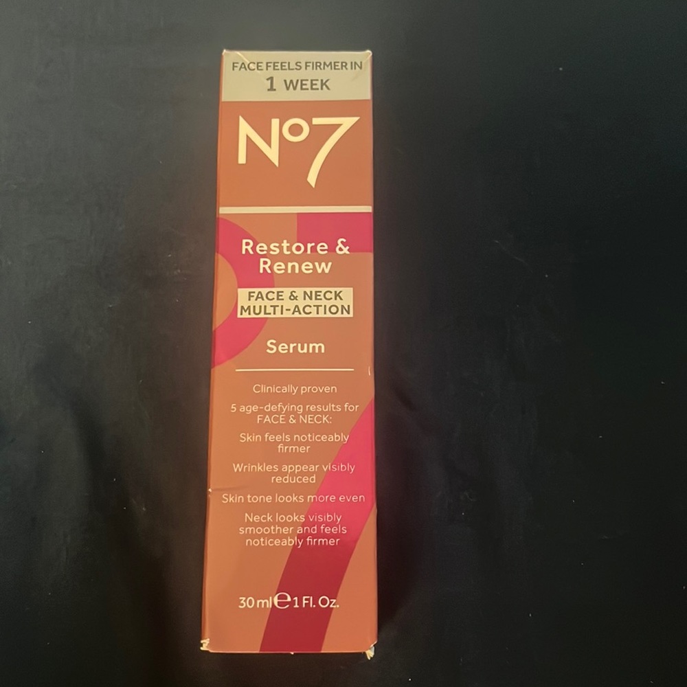 No 7 Restore and Renew Face & Neck Multi Neck Multi-Action Serum